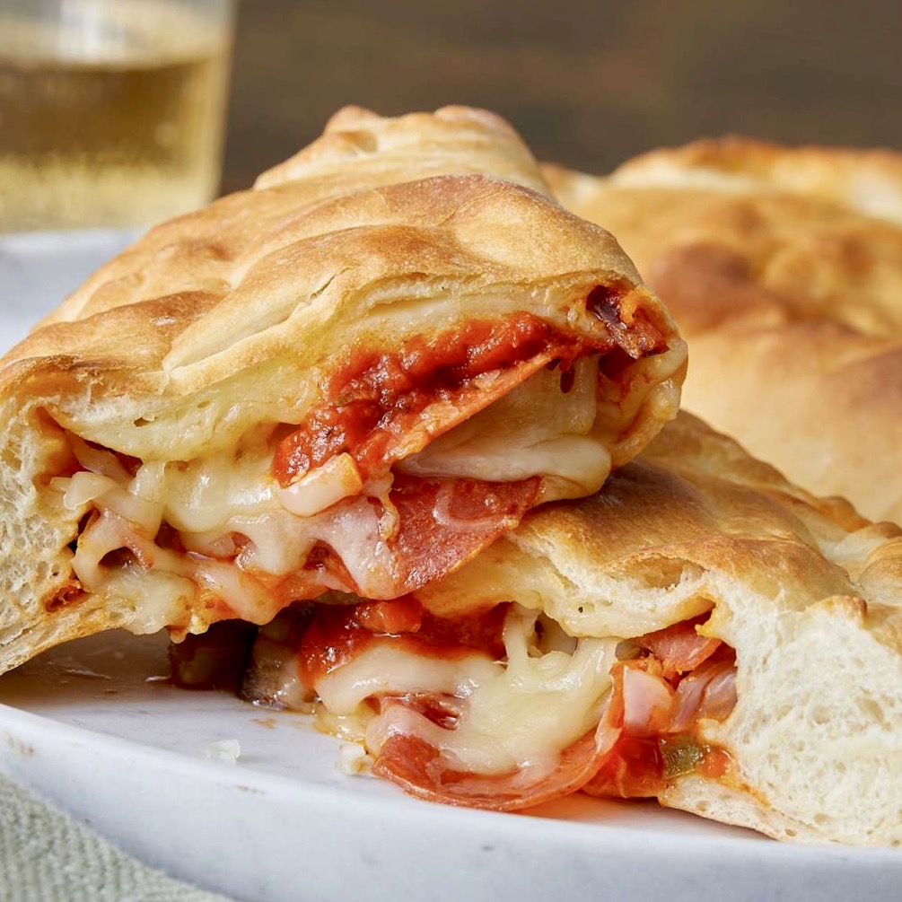 pizza-gap-calzone.jpeg